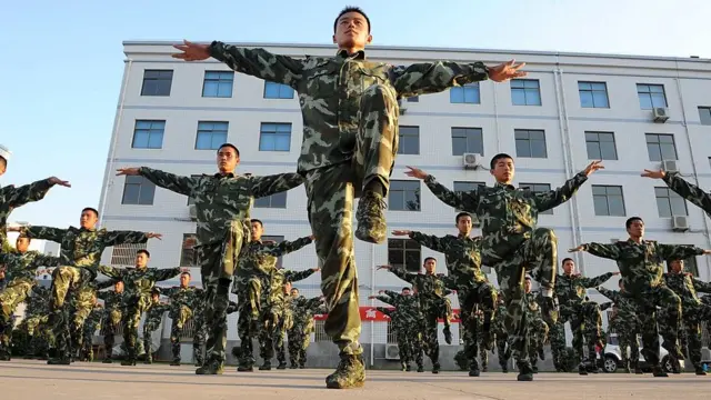 చైనా సైనికులు