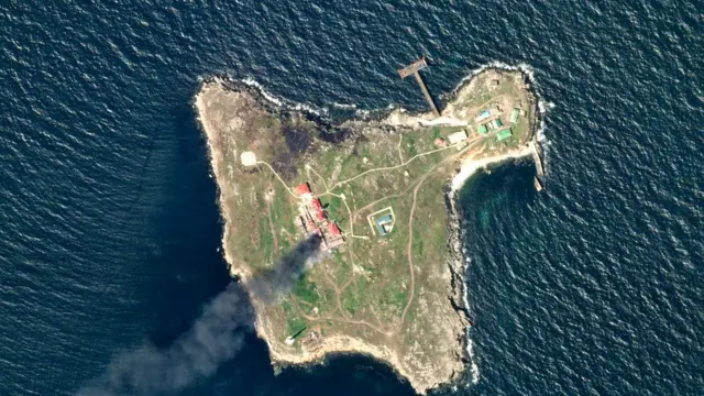 স্নেক আইল্যান্ড