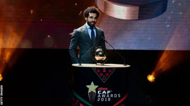 Mohamed Salah a remporté le Ballon d'Or africain pour la deuxième fois en 2018.