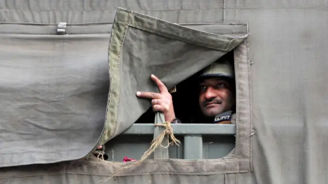 જમ્મુમાં કરફ્યૂનું દ્રશ્ય