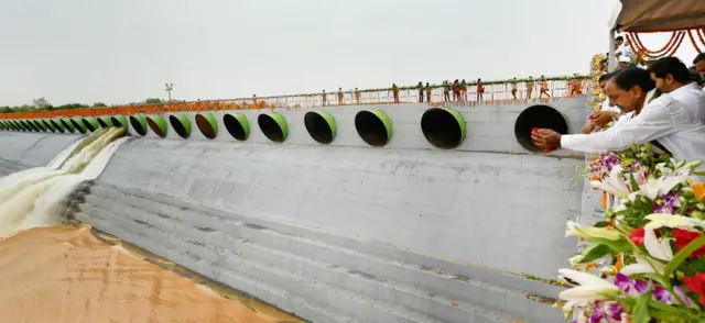 కేసీఆర్