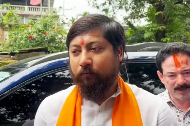 केेंद्रीय गृह राज्य मंत्री और कूचबिहार सीट से भाजपा उम्मीदवार निशीथ प्रामाणिक