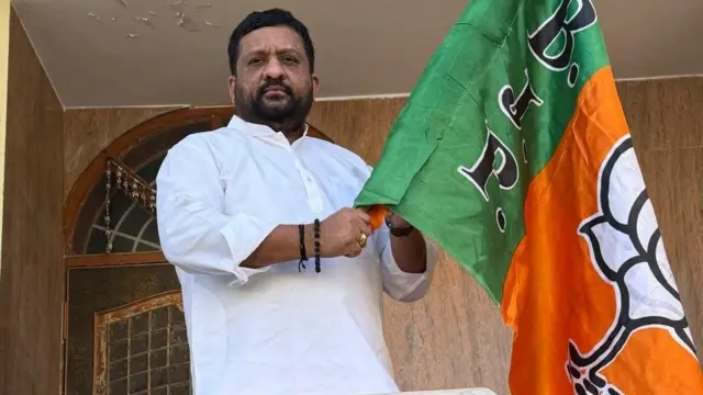 ગુજરાત પેટાચૂંટણી, કડી, વીસાવદર, ગોપાલ ઇટાલિયા, રાજેન્દ્ર ચાવડા, રમેશ ચાવડા, ભૂપત ભાયાણી, ભાજપ, કૉંગ્રેસ, આપ, ગુજરાત, બીબીસી ગુજરાતી ન્યૂઝ , ન્યૂઝ અપડેટ