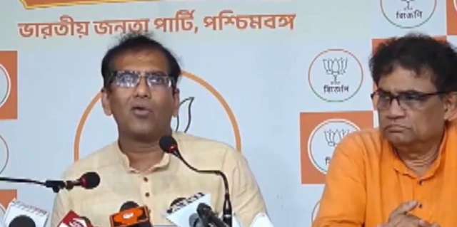 ममता के इस्तीफ़ा न देने वाले बयान पर बीजेपी ने प्रेस कॉन्फ्रेंस कर प्रतिक्रिया दी है
