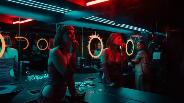 Scena iz filma Karmadona