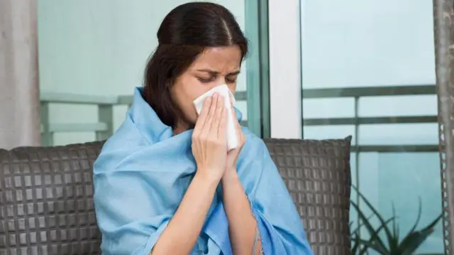 এই ভাইরাসে আক্রান্ত হলে সাধারণ ফ্লু এর লক্ষণ দেখা দেয়