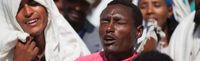 Mudaaharaadayaasha oo aas ka qaybgalaya