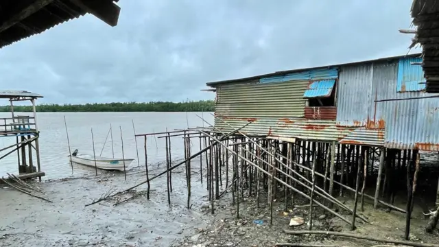 papua, ekonomi, kemiskinan, mimika, karaka