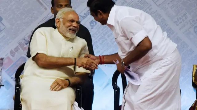 முதல்வர் எடப்பாடி கே. பழனிச்சாமி