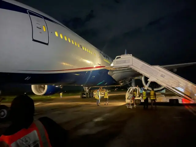 Jirgi na farko da ke ɗauke da ƴan Najeriya waɗanda aka kwaso daga Sudan