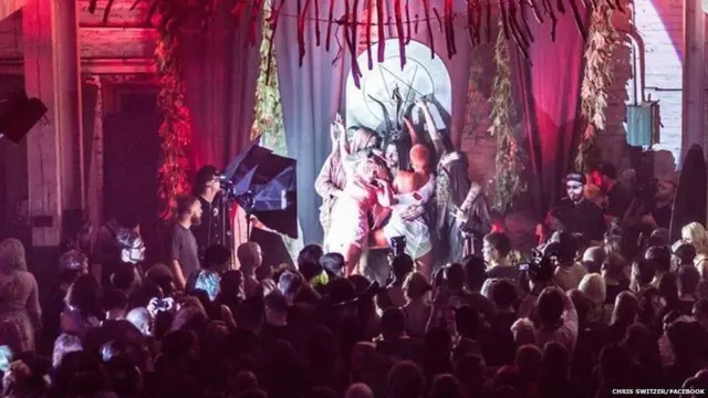 Yeroo siidaan kun eebbifamu namoonni dhibbaan lakkaa'aman bakka sanatti argamanii ture