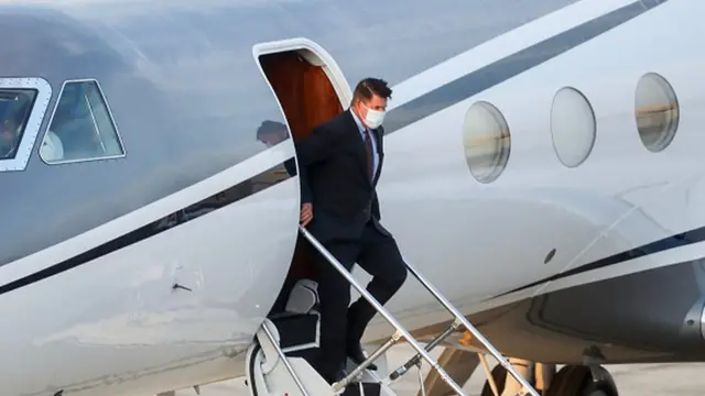 時任美副國務卿克拉奇(Keith Krach )飛抵台北。