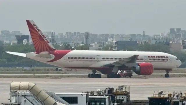 એર ઇન્ડિયાના વિમાનની તસવીર