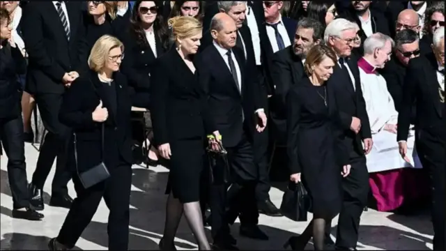 Umukuru wa reta y'Ubudagi Olaf Scholz