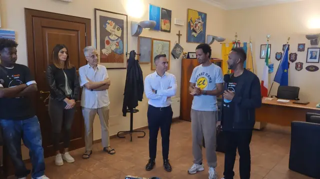 ንዝኽሪ ዝመጹ ኤርትራውያን ተሓለቕቲ ምስ ሰብመዚ ኢጣልያ ኣብ ዝተራኸብሉ