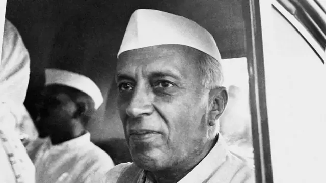 தூக்கு கயிற்றை முத்தமிட்ட பகத் சிங்