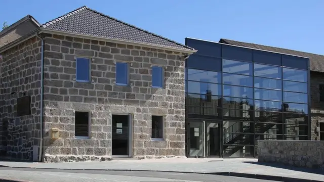 المتحف التذكاري في بلدة شامبون