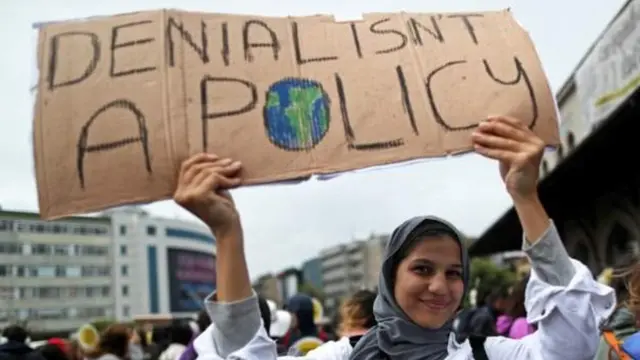 İqlim çirklənmələrinə qarşı etiraz aksiyaları