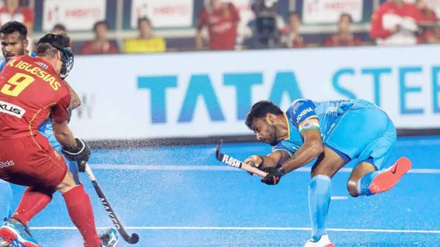 ஹாக்கி போட்டியில் இந்தியா ஸ்பெயினை வீழ்த்த உதவிய ஹர்திக்கின் அநாயசமான கோல்