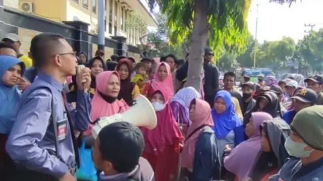 Konflik tanah di Desa Pakel, Banyuwangi