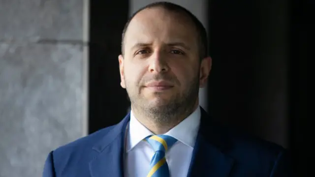 Рустем Умєров