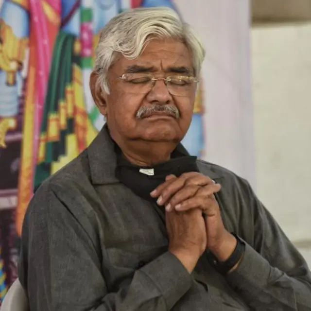 विश्व हिंदू परिषद के अध्यक्ष आलोक कुमार