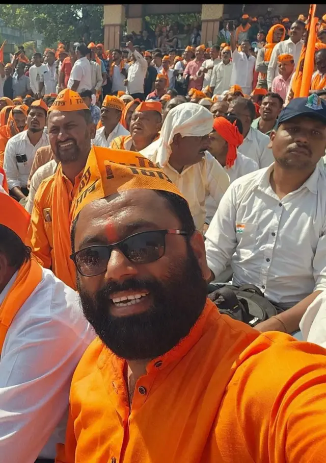 मुख्य आरोपीचा भाऊ नवनाथ दौड. तो शिवसेना (उद्धव ठाकरे) गटाचा भोकरदन तालुकाध्यक्ष असून सध्या फरार आहे. 