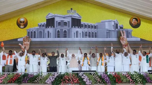 பிரதமர் நரேந்திர மோதி, தி.மு.க, அதிமுக, பாஜக, தேசிய ஜனநாயகக் கூட்டணி