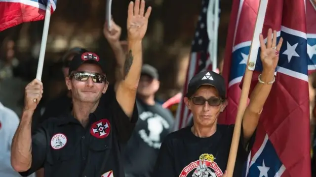 व्हाइट सुप्रीमेसिस्ट रैली