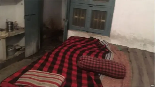 मुज़फ़्फ़रपुर बालिका गृह का एक कमरा