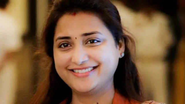 சமாஜ்வாதி கட்சி எம்.எல்.ஏ டாக்டர் ராகினி சோன்கர்