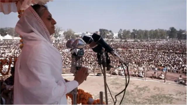 ఇందిరాగాంధీ