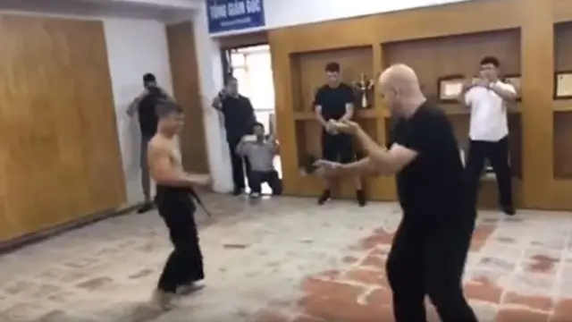 Tỉ thí võ thuật
