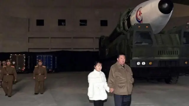 Kiim intalasaanii waliin bakka misaa'ila dhukaasuu itti yaalanitti