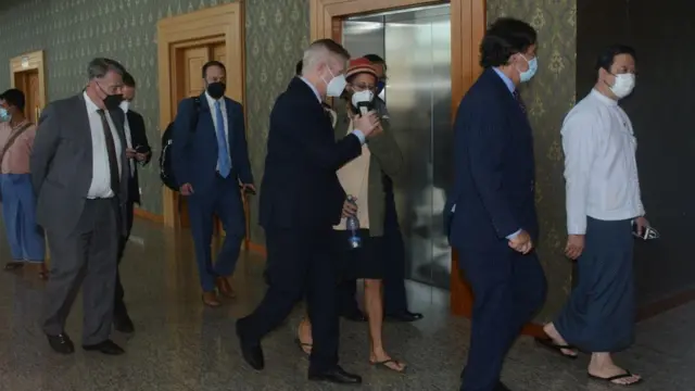 ဂျပန် ကိုယ်စားလှယ်တွေလည်း ဒန်နီ လွတ်မြောက်ရေး ကူညီတောင်းဆိုခဲ့