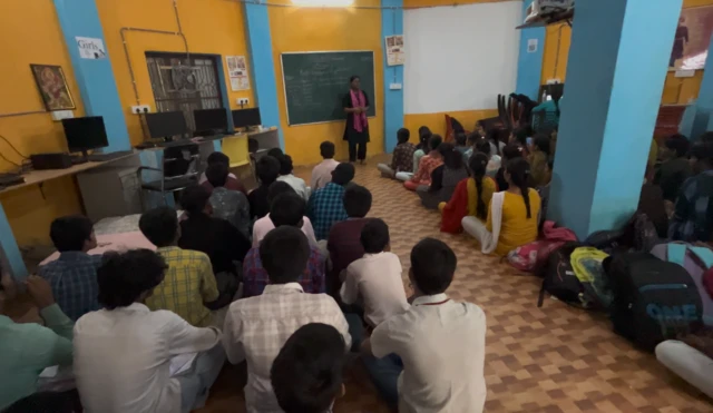 తెలంగాణ, హైదరాబాద్, మియాపూర్, వాటర్ ట్యాంక్ బడి, విద్య, చిన్నారులు
