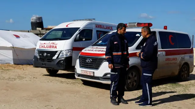 طواقم طبية وإسعاف في خان يونس