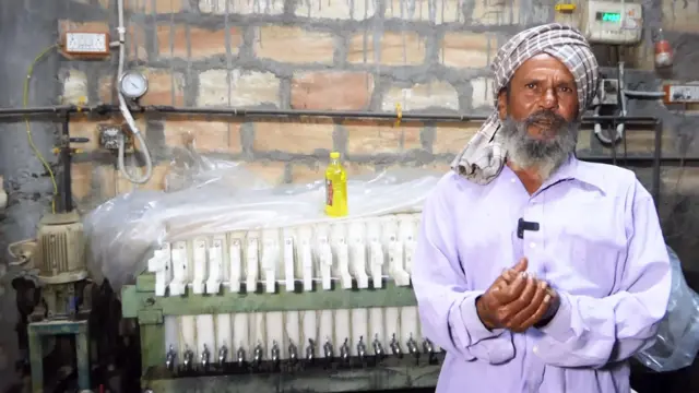 શીંગતેલ, ઓઈલ મિલ, કાચી ઘાણીનું તેલ, મગફળી, ખેતી, ખેડૂત, બીબીસી ગુજરાતી 