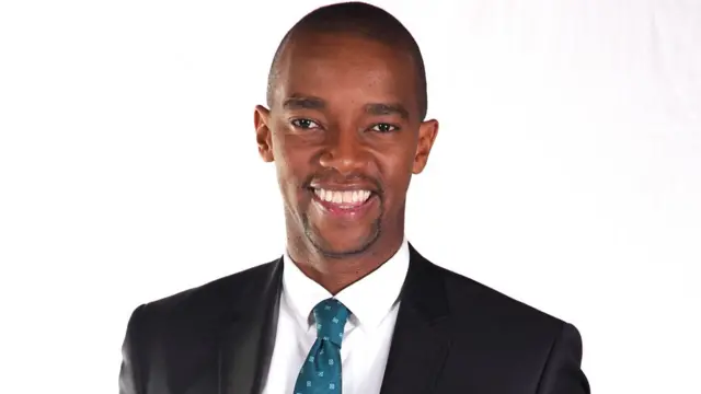 కెన్యా సిటిజన్ టీవీకి చెందిన జర్నలిస్ట్ వైహిగ మవురా