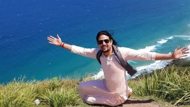 ஆனந்த் கிரி