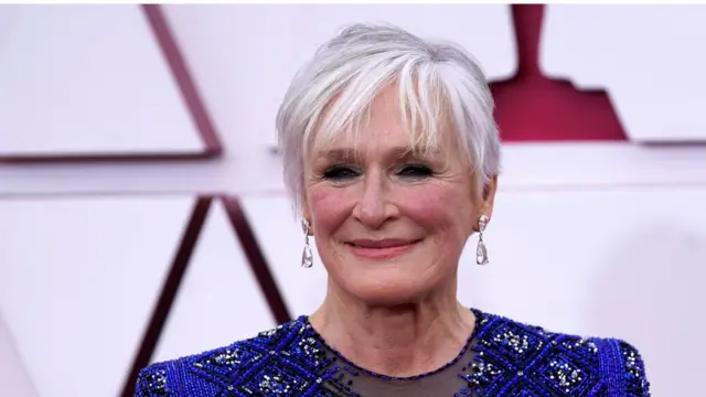 Glenn Close en la alfombra roja de los Oscar