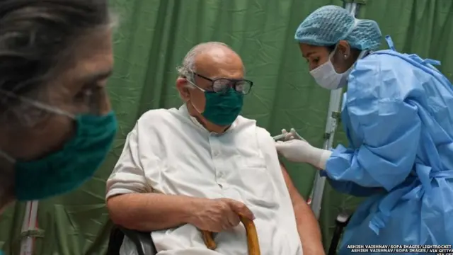 वैक्सीन