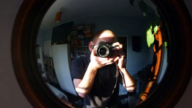 آیا خود‌شیفتگی رو به افزایش است؟