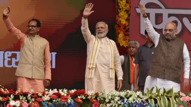 చౌహాన్, మోదీ, షా