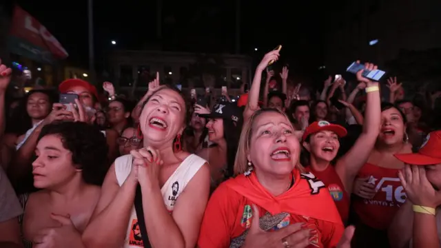 Lula supporters celebrate his victory
