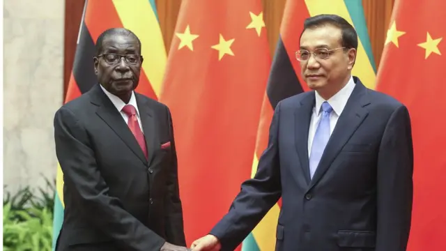 穆加贝和李克强