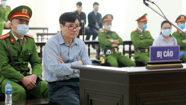 Nhà báo, blogger Trương Duy Nhất trong phiên sơ thẩm 3/2020