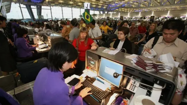 สนามบิน