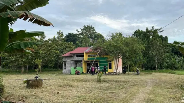 Kantor PT. Yombe Namblong di Papua