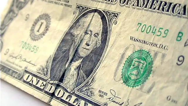 Доллардын сомго карата наркы салыштырмалуу арзандады.